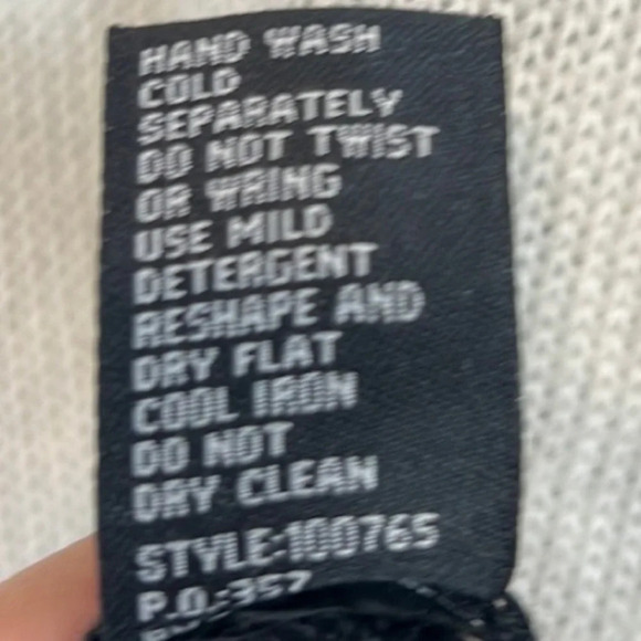 Cliche Couture Wool Blend Crewneck Puppy Pullover Sweater Size Small - Picture 7 of 7